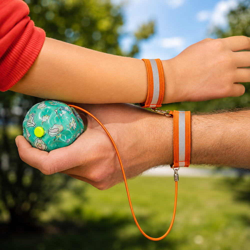Hello Friends Yo Yo Boom Ball is a fun rebound toy with a wrist band and elastic string that lets kids bounce, catch, and return the ball repeatedly. It encourages active play while helping improve hand-eye coordination, focus, and reflexes.
