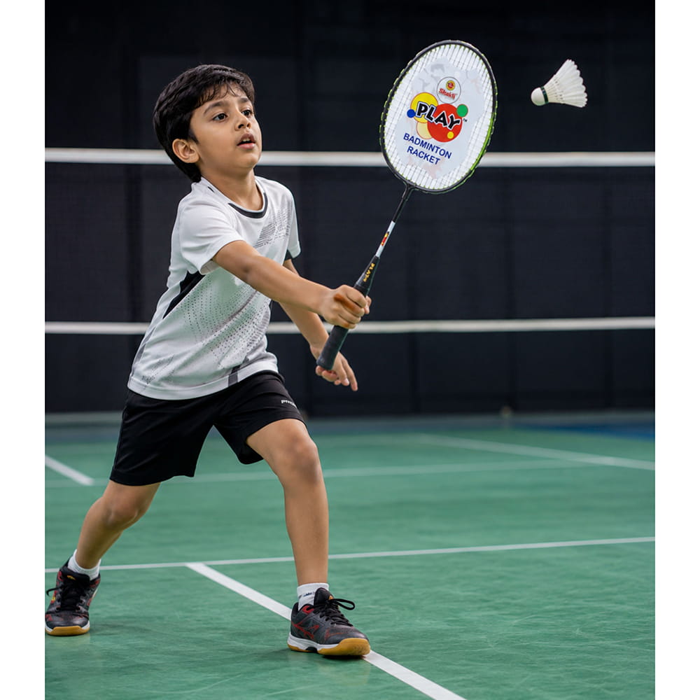 Volt Pro Soper Badminton Racket Set includes 2 badminton rackets with a carry bag, offering a simple and practical option for beginners and casual players. Suitable for indoor and outdoor recreational play.