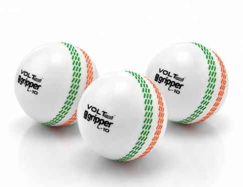 Volt Pro Tricolour Wind Balls are designed for swing and seam bowling practice. With a 90g lightweight construction and tri-coloured seam, they offer easy visibility and handling during cricket training and recreational play.